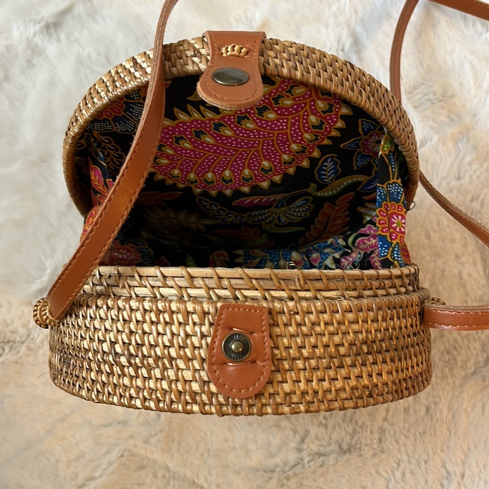 Round Rattan Crossbody Purse - image 4